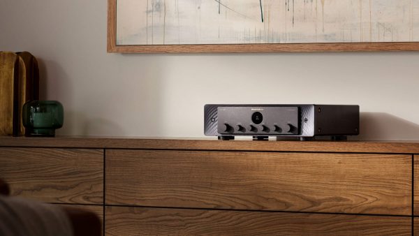 Marantz MODEL 50 Black on a wooden media console