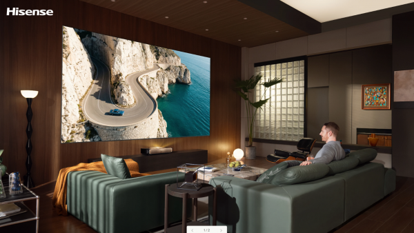 Hisense L9Q Pro in a bright living room